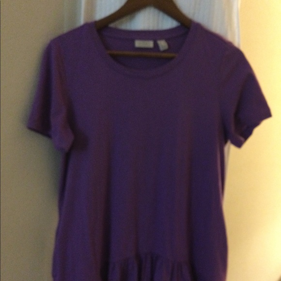 LOGO Sm short sleeve 2 pockets high low hem. - Picture 9 of 12